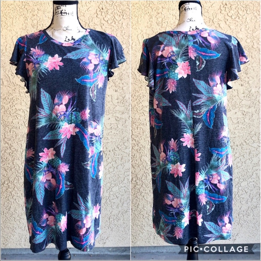 Banana Republic Flutter Sleeve Dress size Large